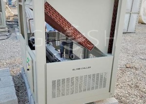 labour accomation water chiller uae