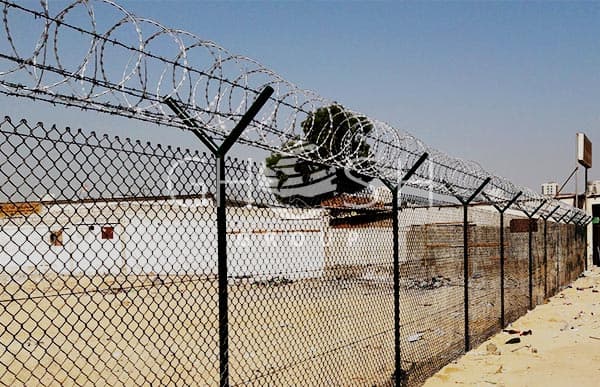 Tips from Fencing Manufacturer & Supplier in Oman to Buy Chain-link Fences